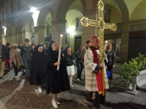 2017_apr_14_viola_via-crucis-cittadina_diocesi